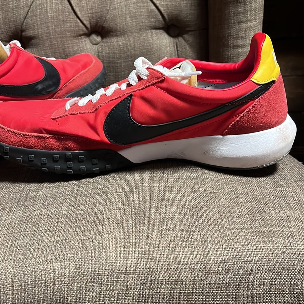 Nike Men's Roshe Waffle Racer Shoe's Size 10 University Red - Picture 7 of 10